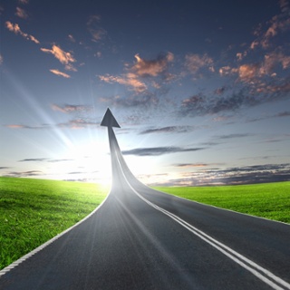 Leverage-IT-for-Better-Business-Outcomes-320